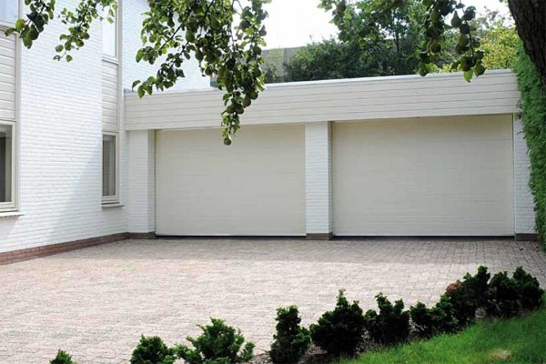 Hochwertige Garagentore von Itore / Rößler Industrietore